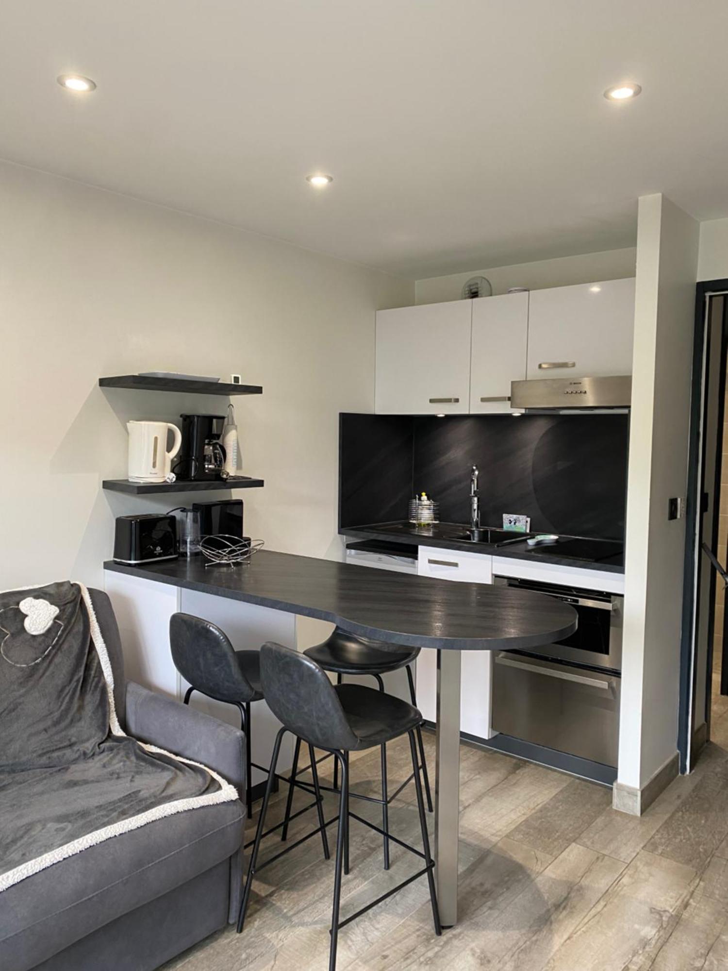 Mont Blanc Holidays Dans Residence Avec Gardien Sallanches Bagian luar foto