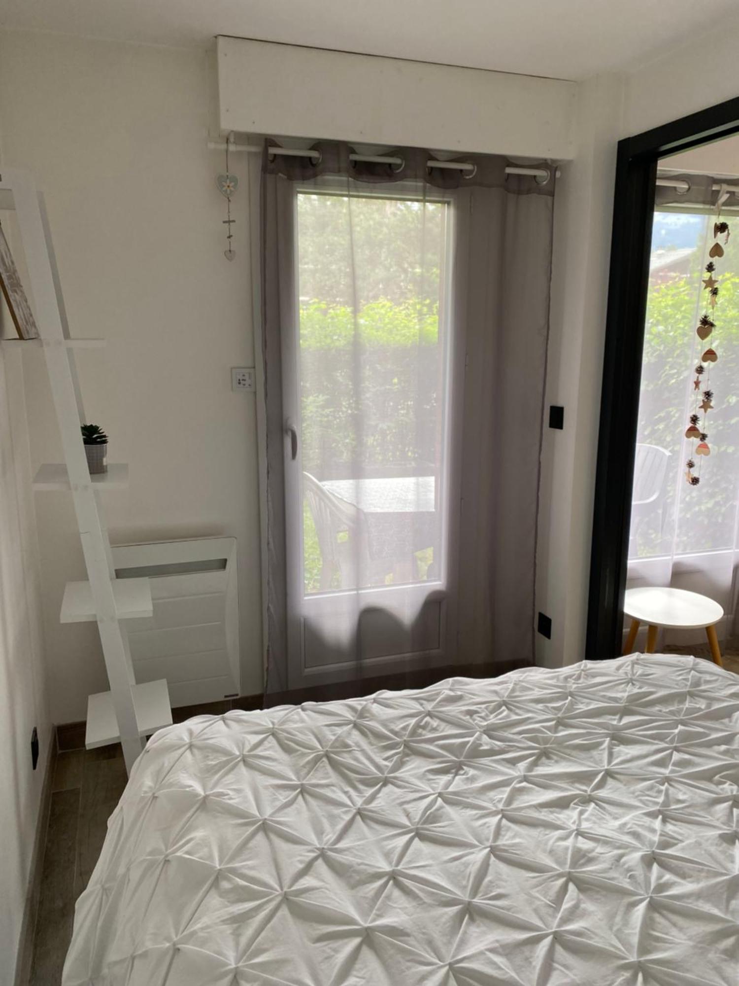 Mont Blanc Holidays Dans Residence Avec Gardien Sallanches Bagian luar foto